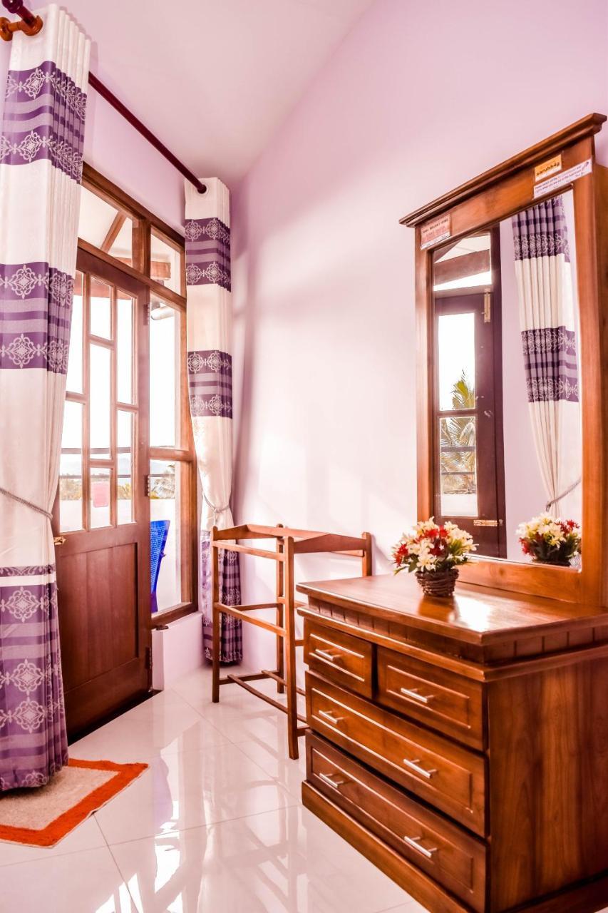كاندي Saru Holiday Apartment - Up To 6 Guests المظهر الخارجي الصورة